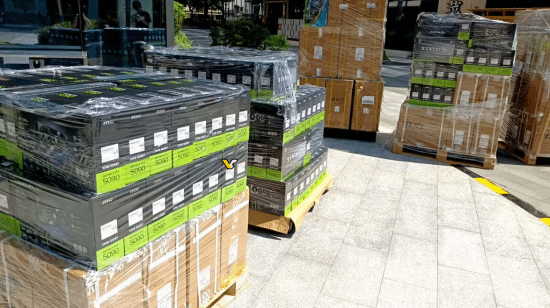  微星声明RTX5090未在华发售水货无官方质保