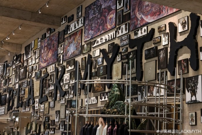  《黑神话》线下店实拍：钟馗骑虎造型霸气亮相