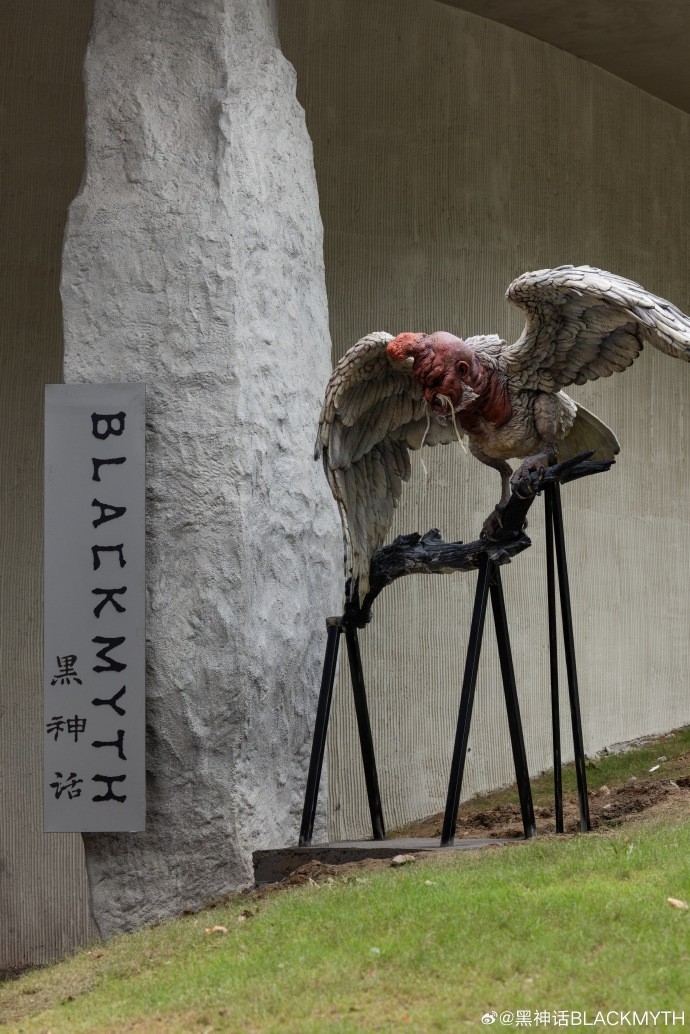 《黑神话》首家线下店实拍图公布：钟馗骑虎超霸气