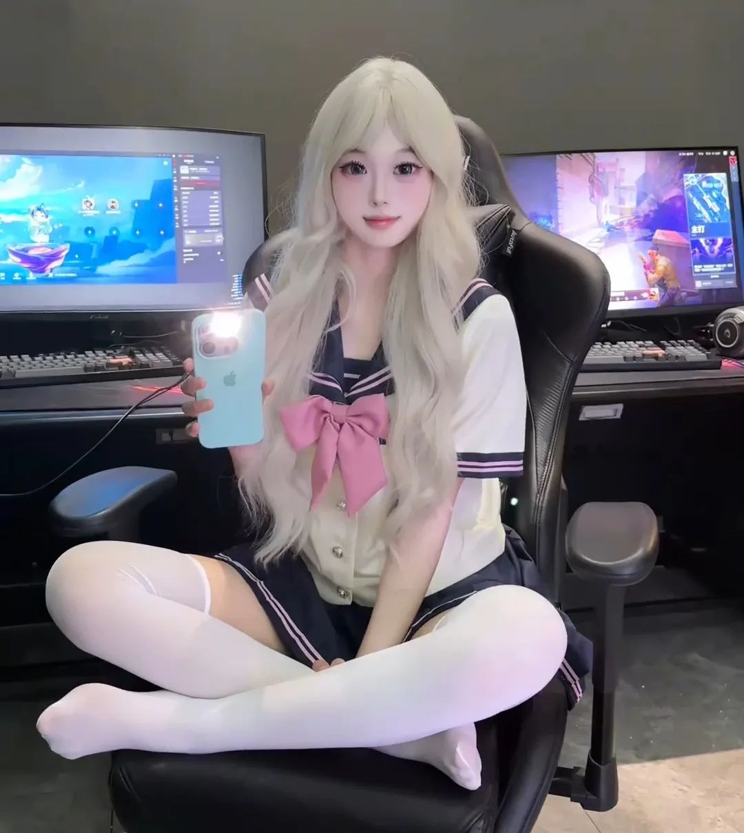 瓦学姐cosplay展示