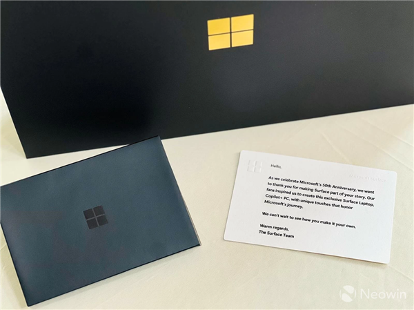  微软Surface Laptop 50周年纪念版开箱体验