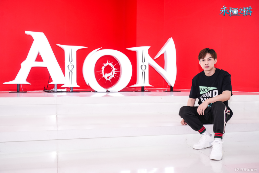  永恒之塔2国服进展盛趣团队赴韩试玩调研