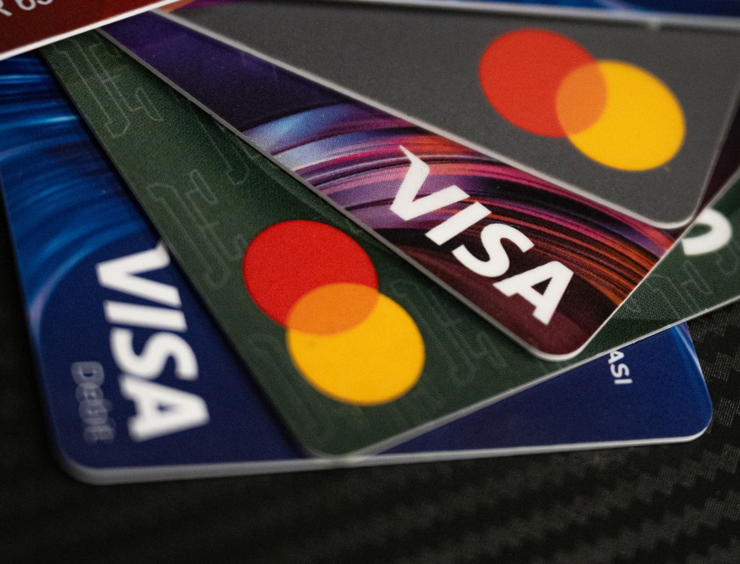  玩家抵制Visa万事达致股价大跌 万事达否认审查游戏
